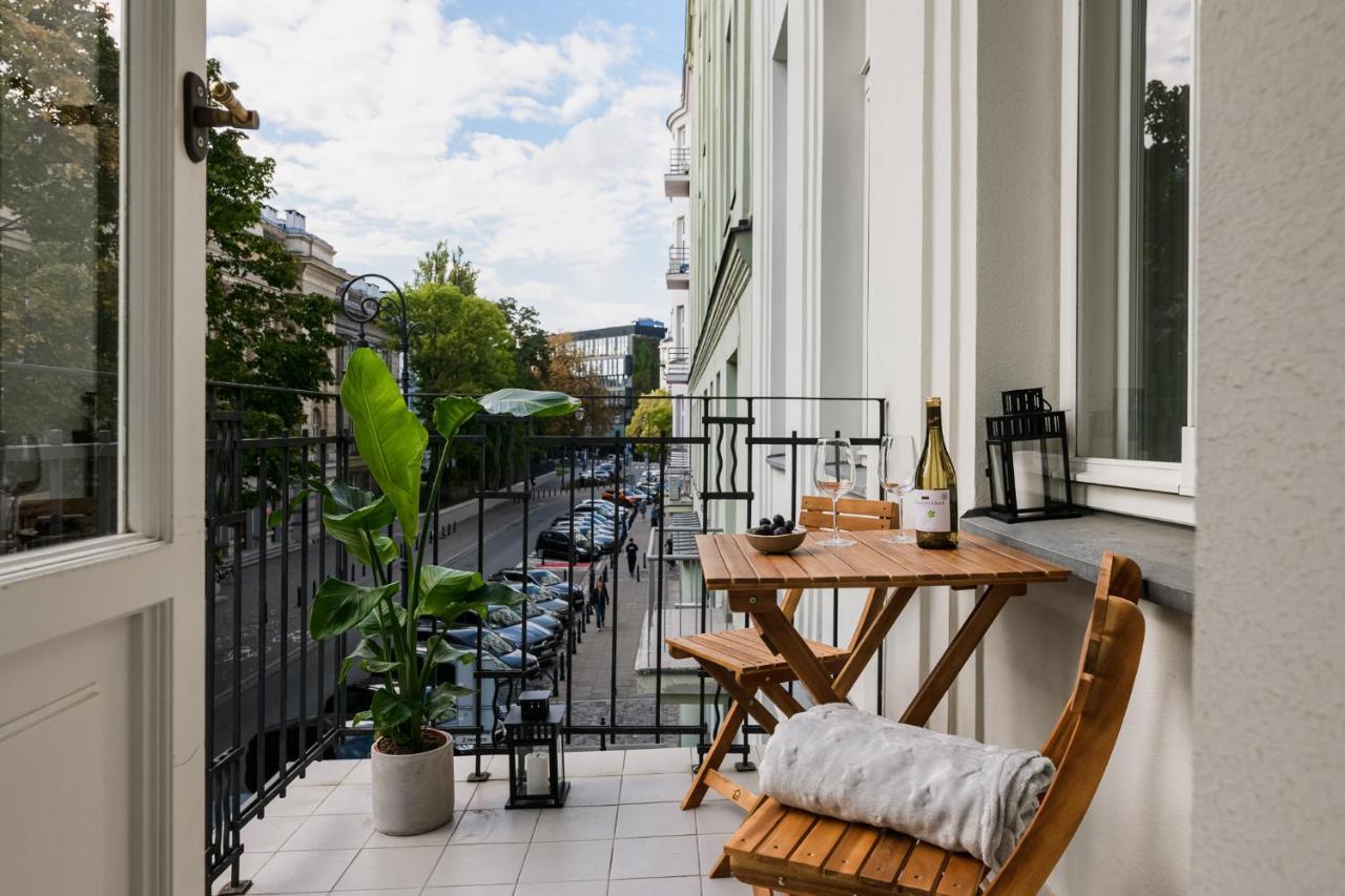 Oomph Koszyki Luxurious Apartments Warschau Exterior foto