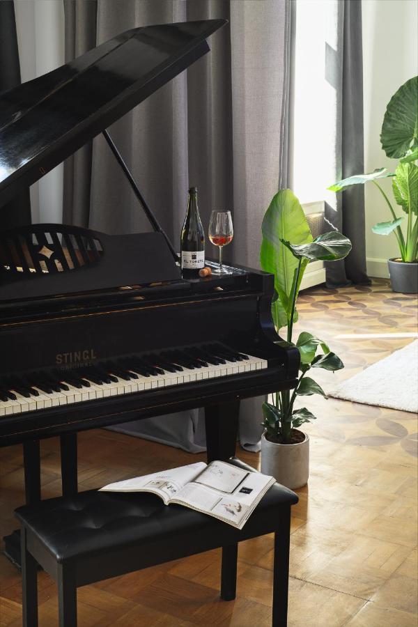 Oomph Koszyki Luxurious Apartments Warschau Exterior foto