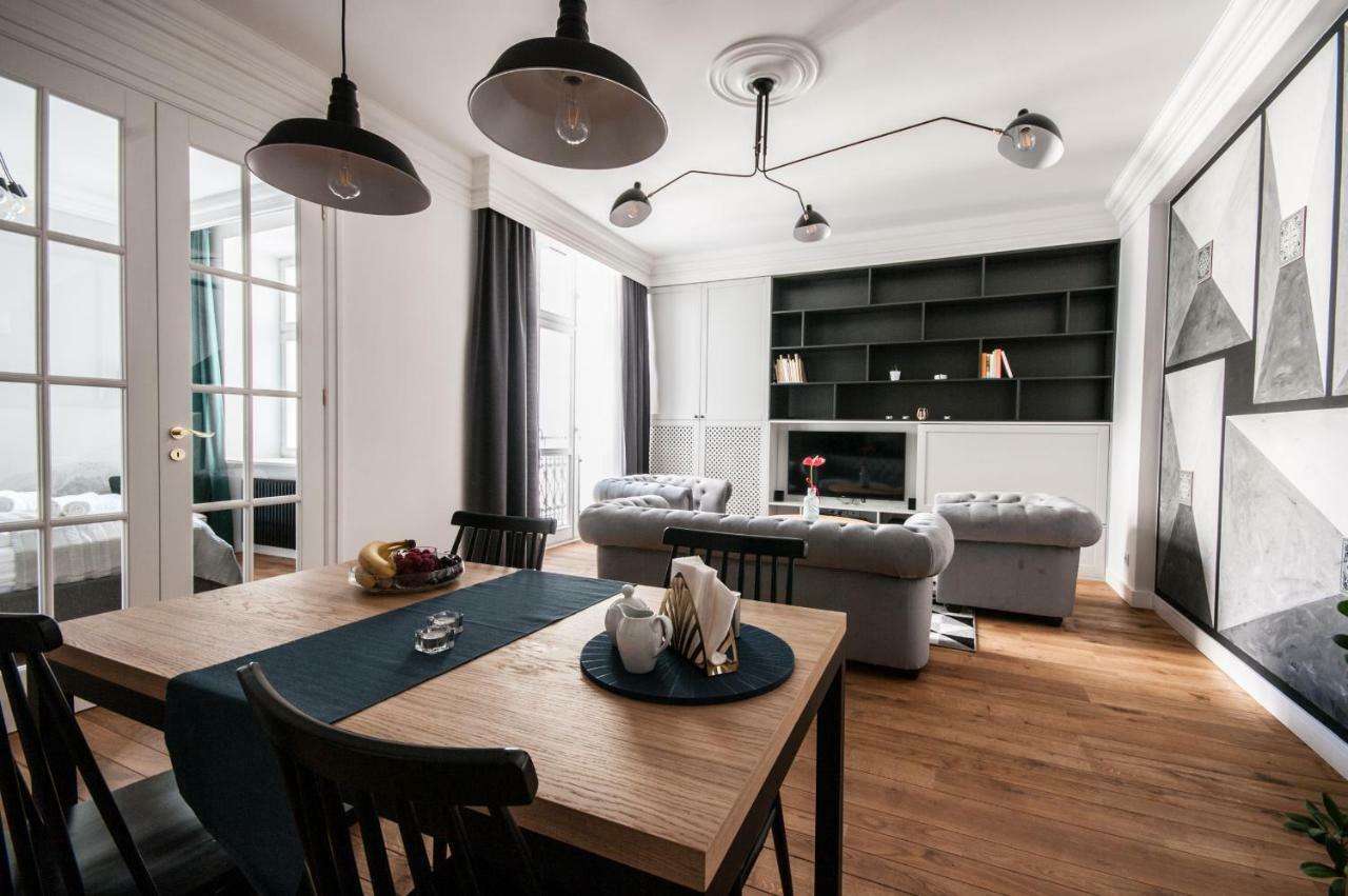 Oomph Koszyki Luxurious Apartments Warschau Exterior foto