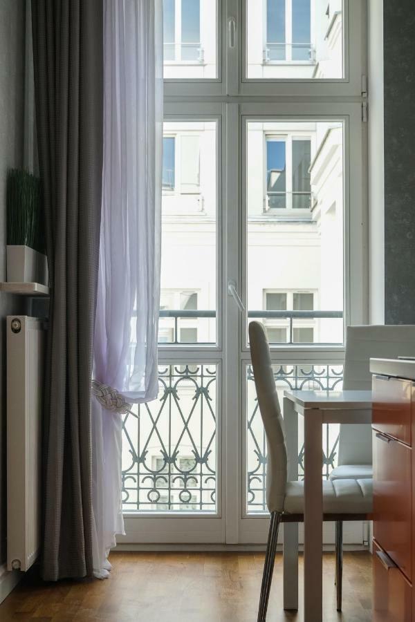 Oomph Koszyki Luxurious Apartments Warschau Exterior foto